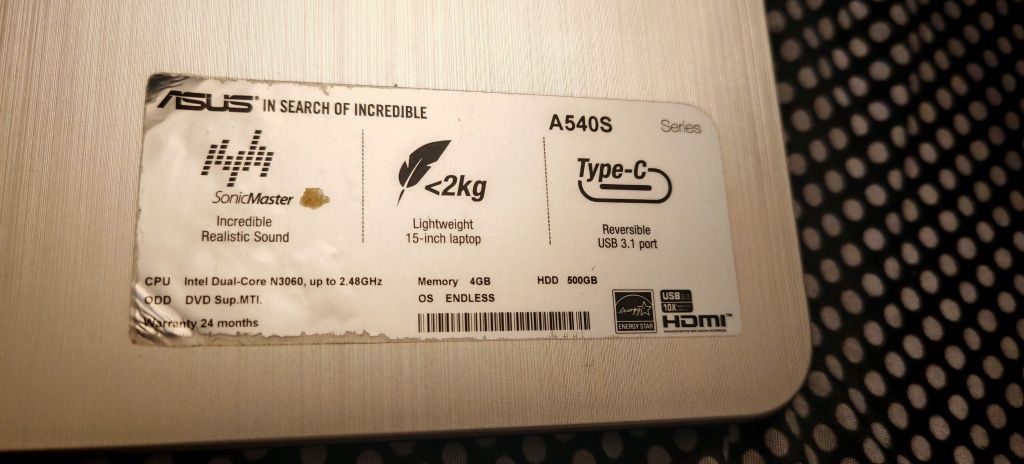 Vând laptop Asus A540S