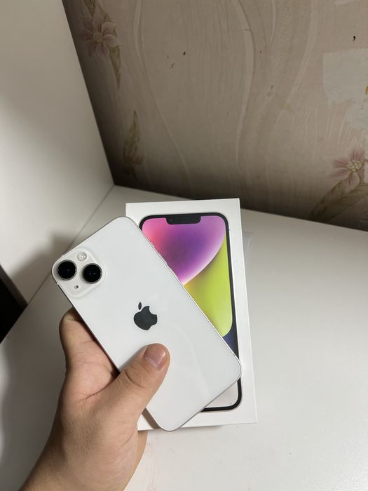 Продам айфон 14 128 гб