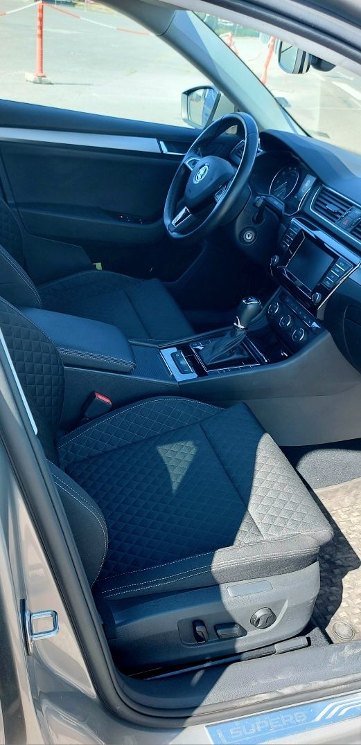 Реални 52.300 KM  Skoda Superb Шкода Суперб 1.8 TSI Bi-Xenon