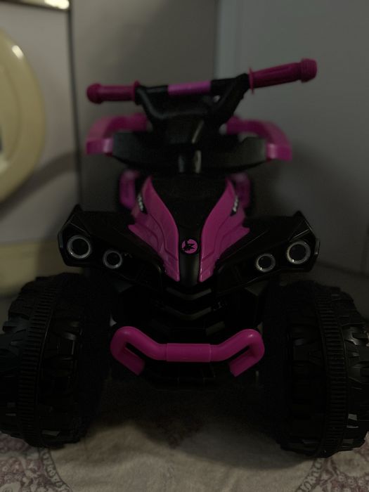 Детский электроквадроцикл