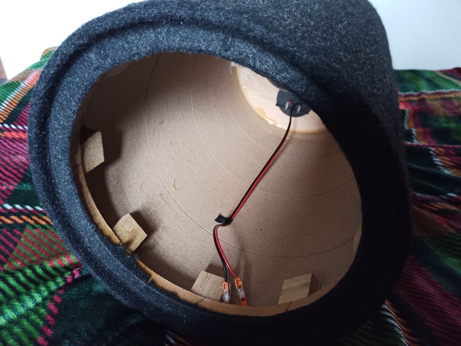 Incinta subwoofer Alpine swt 12S4 gol fara boxa.