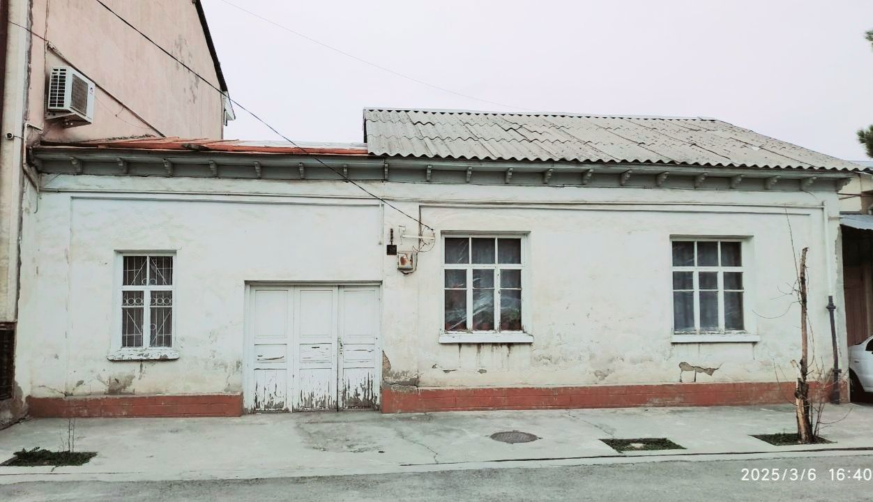 Участок на Шофайз боги. Учтепинский район.