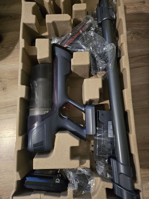 Aspirator vertical fara fir Rowenta X-Pert 6.60 Essential RH6848WO