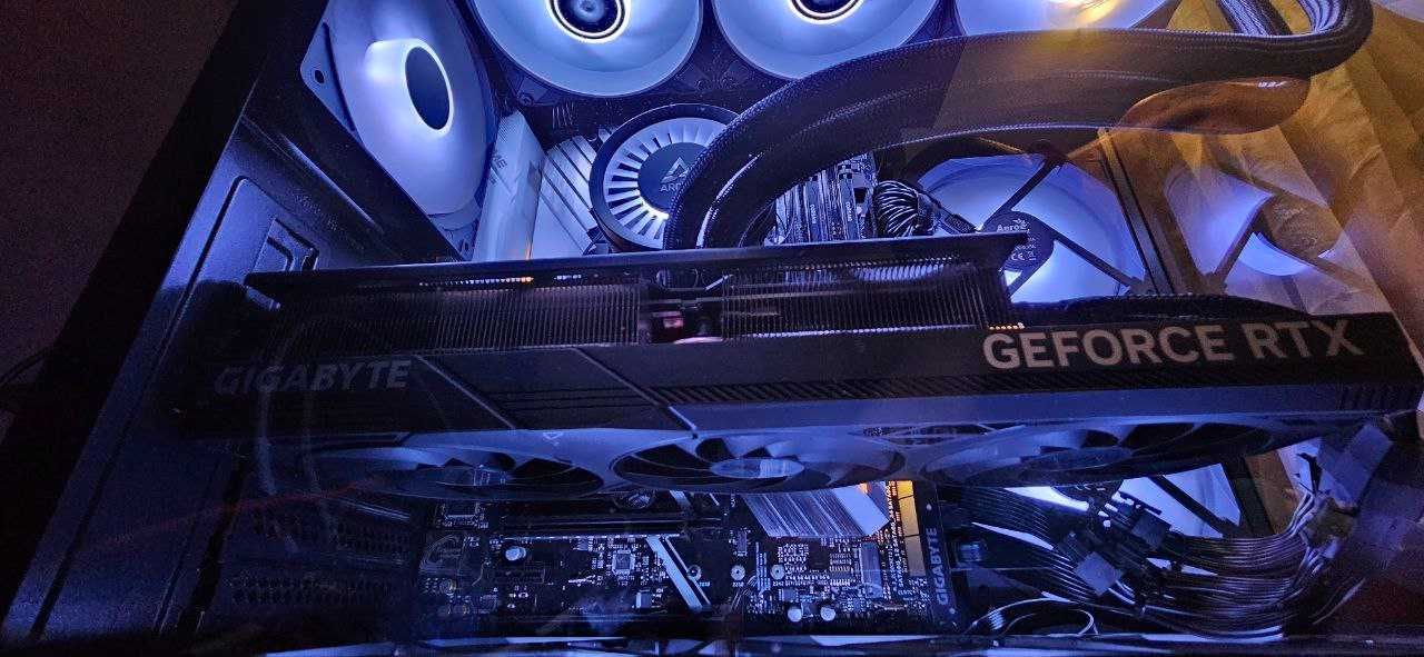 nVidia GeForce RTX 4080 Super 16GB [GIGABYTE WINDFORCE V2]