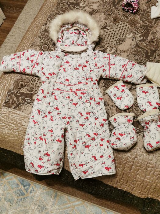 Продам комбинезон-трансформер. Сезон весна-зима-осень