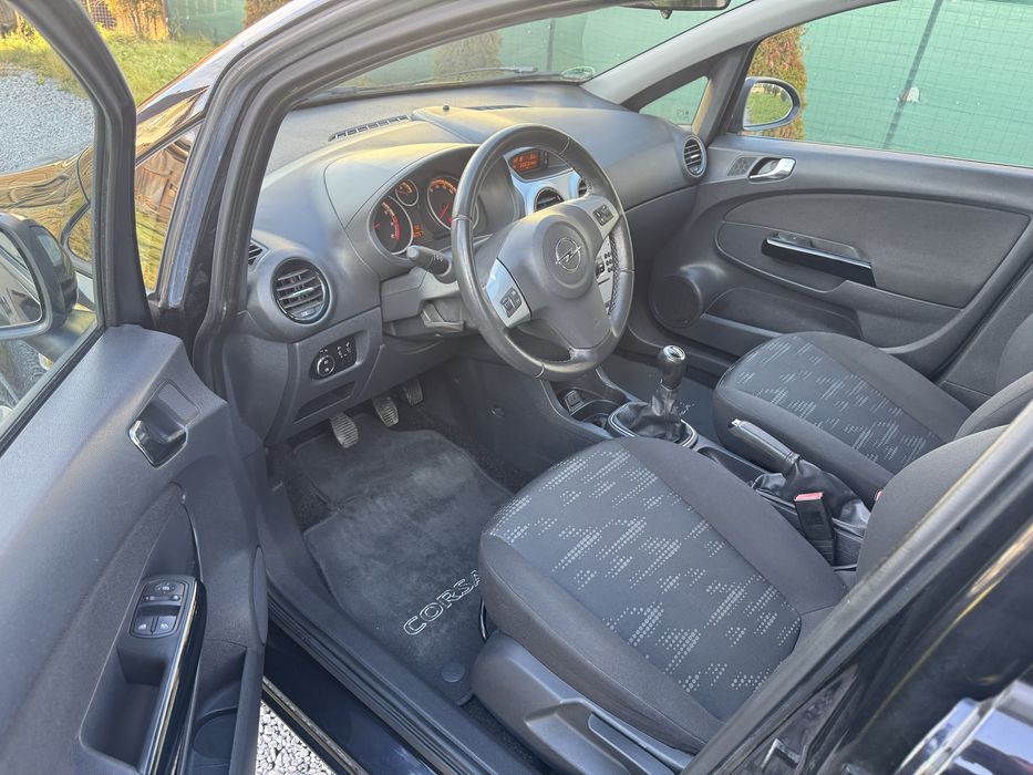 Opel Corsa D 1.4i