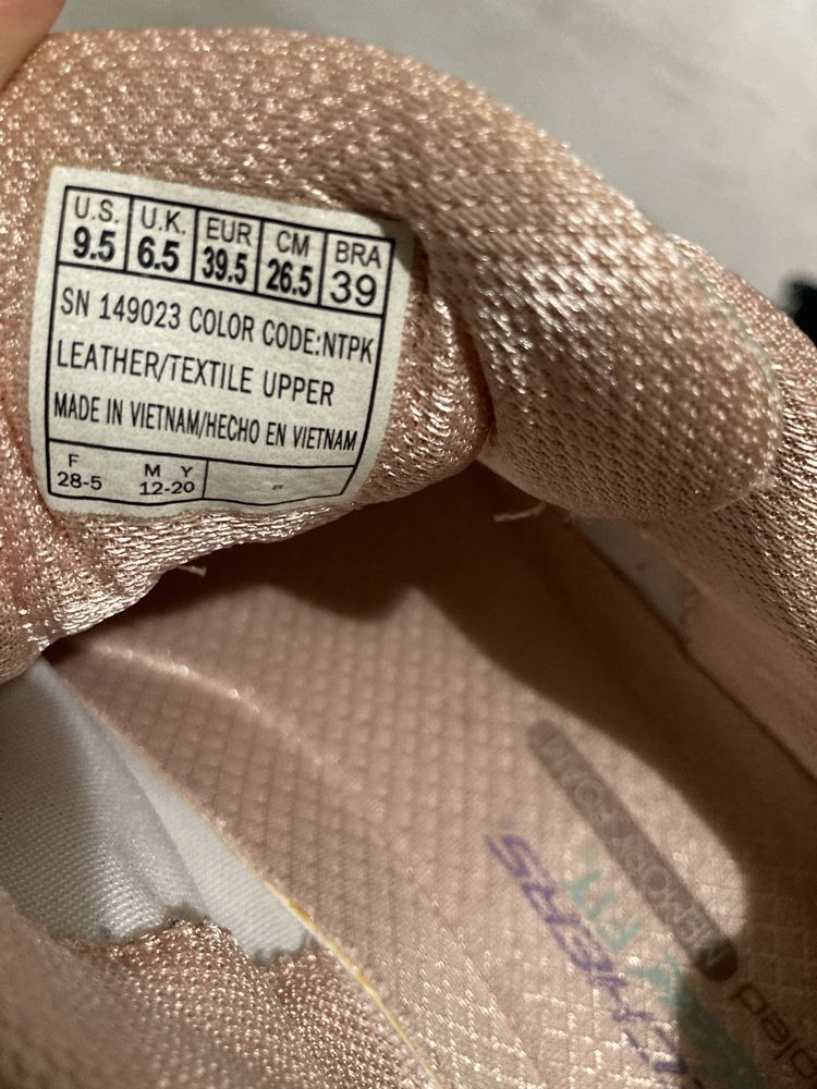 Дамски маратонки Skechers
