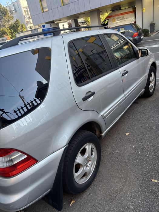 Vand Mercedes ML270