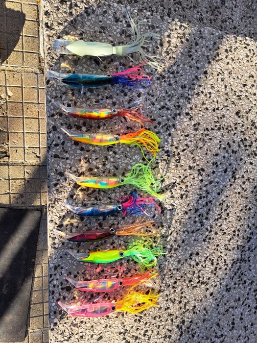 Морски примамки имитиращи калмари