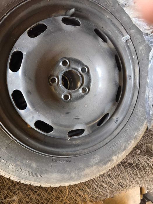 Jante otel cu cauciucuri iarna Skoda Rapid