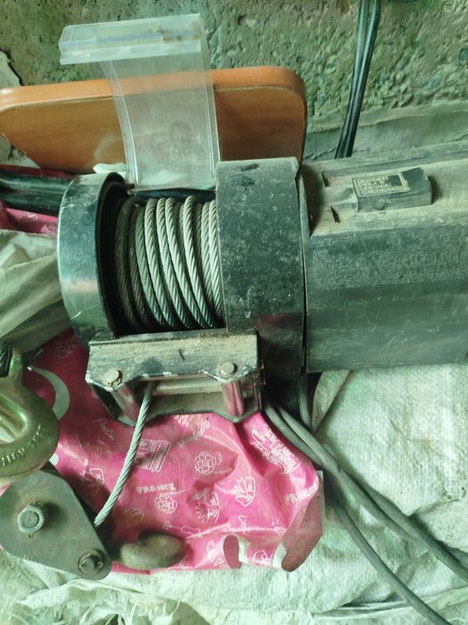 Лебёдка электрическая 12 v новая