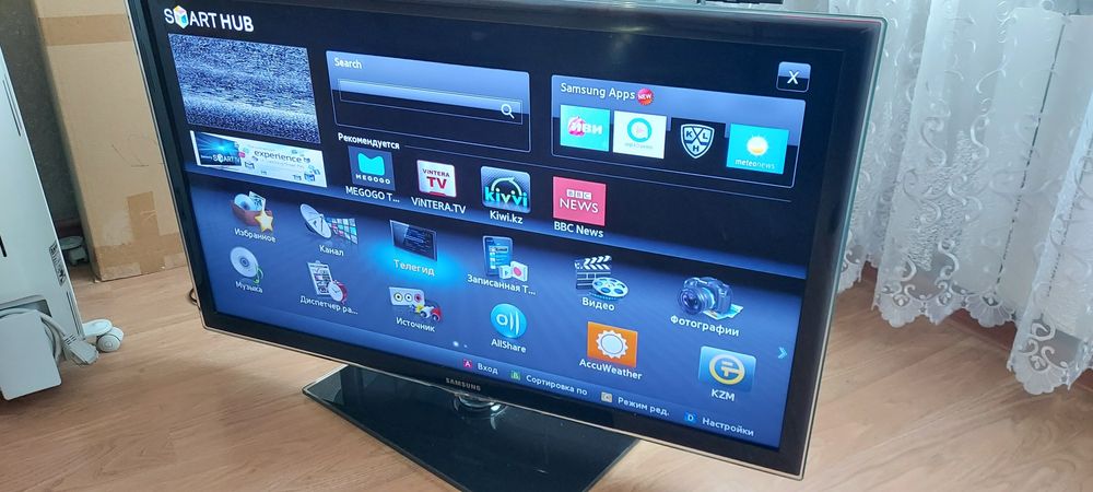 Телевизор SAMSUNG