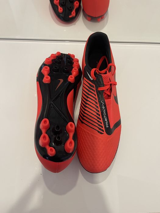 Ghete fotbal Nike Phantom Venom
