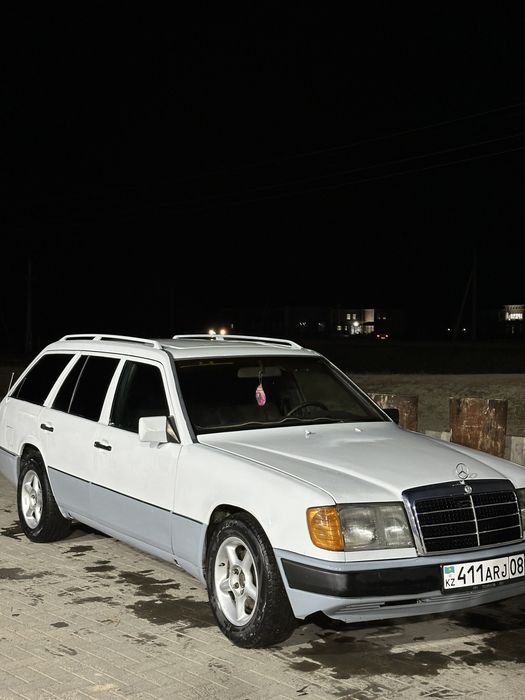 Mersedes 124 универсал