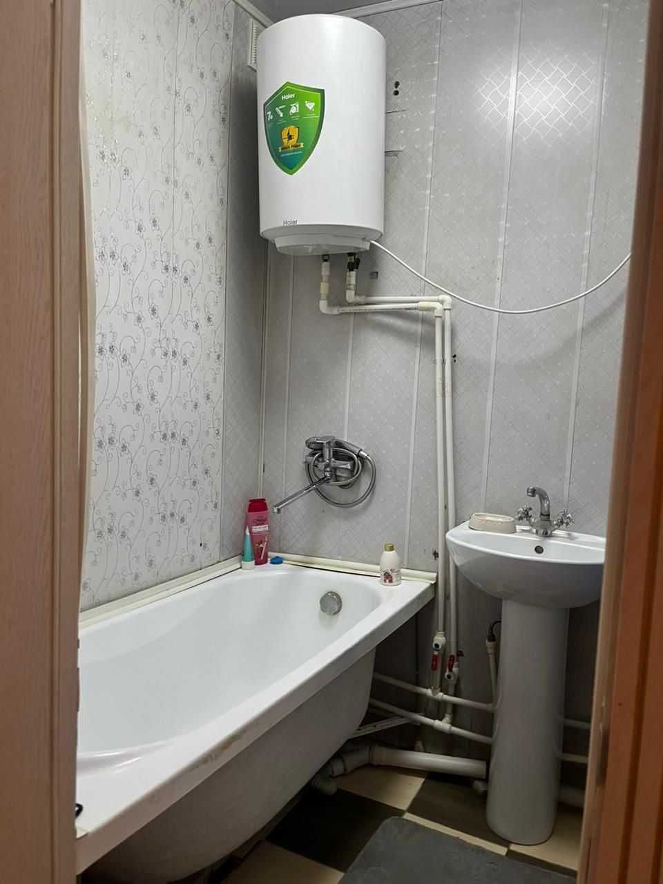 Продам 2-х комнатную квартиру на Строителей