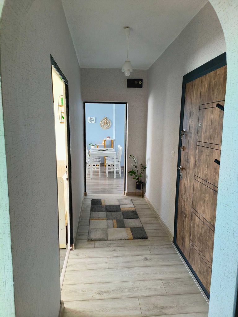 Дава се под наем Тристаен апартамент в Стара Загора, Казански - 60 кв.м за 433.5 € - Снимка #6