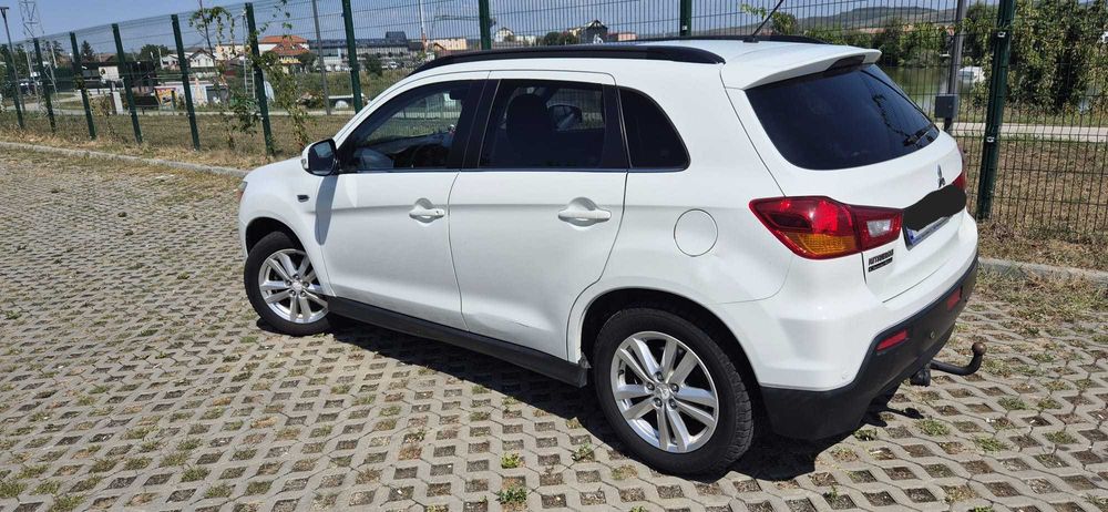Mitsubishi ASX alb
