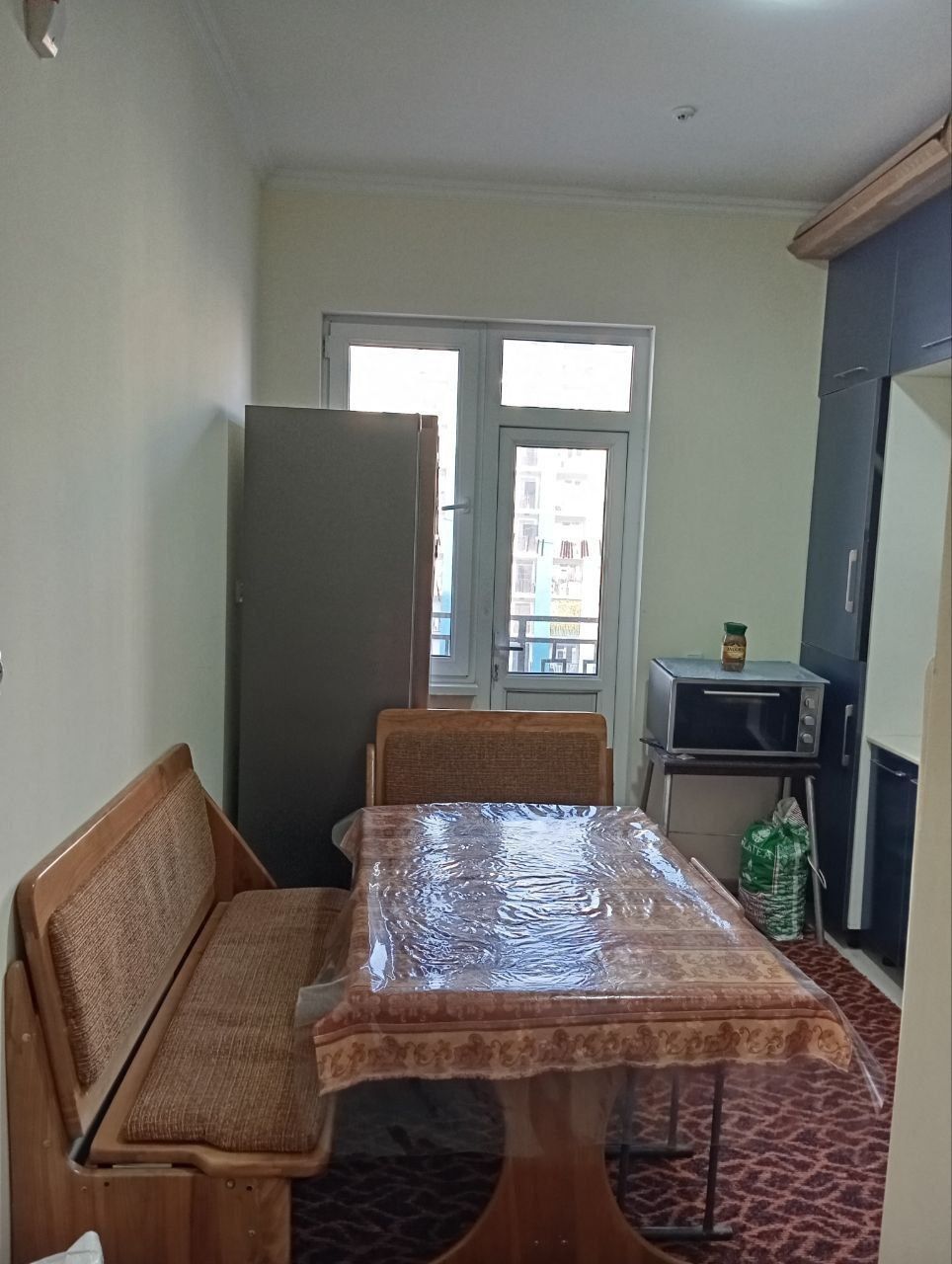 Sergeli yangi darxonda 2 xona