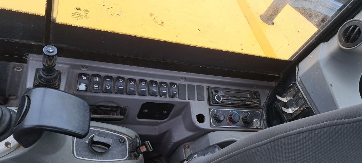 Excavator jcb 86 C1 2015 6500 ore 9 tone variante/schimb utilaje
