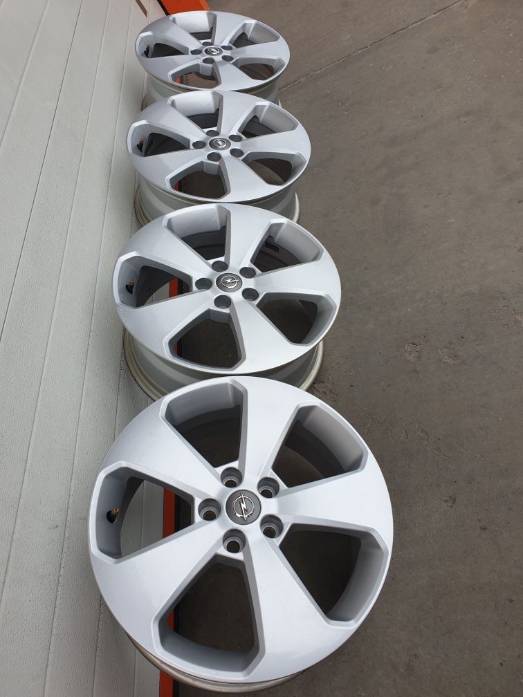 Оригинални джанти за ОПЕЛ OPEL R17 5x105 ET38 7J