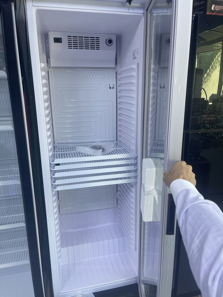 Витрина 390Л оптом нархларда
