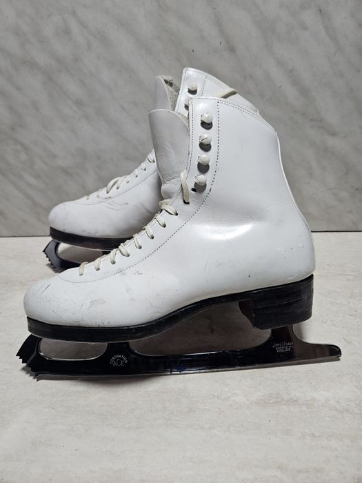 Patine 46 gheata patinaj artistic Riedell piele marime 38 (24,5  cm)