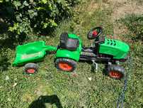 Vand tractor cu pedala + remorca pentru copii 3-5 ani