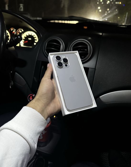 Iphone 15 Pro Max  ideall