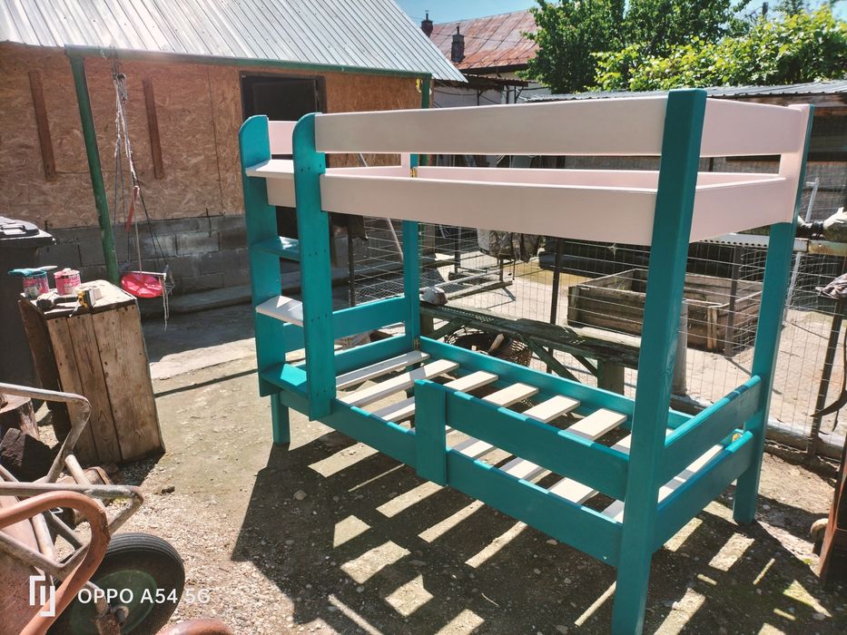 Paturi etajate din lemn noi