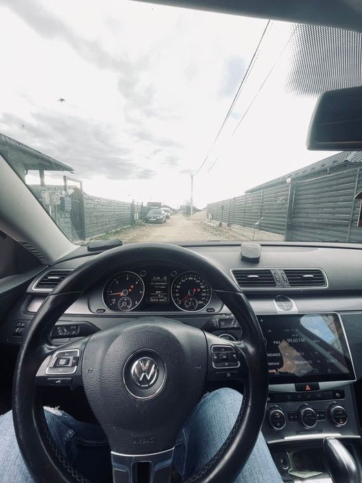 VW Passat 1.6 TDI DSG 2014--fara probleme--revizii la zi 6000€