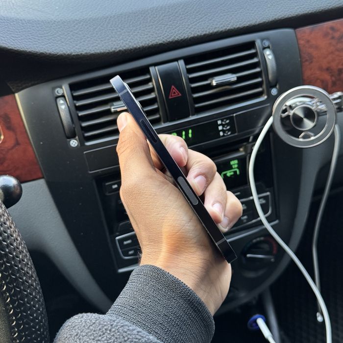 Iphone 12 128 gb 80% black