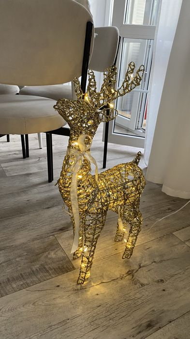 Олень новогодний светодиодный