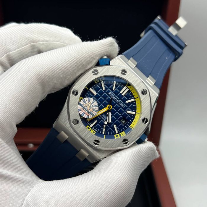Ap royal oak diver blue dial