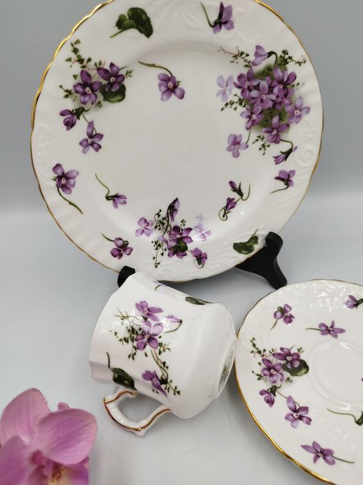 Hammersley SPODE , английски костен сет за кафе 
Victorian Violets