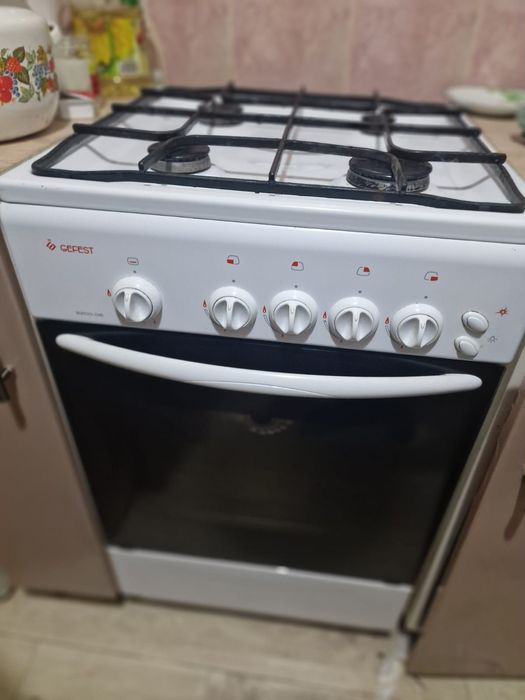 Газовая плита в отличном состоянии