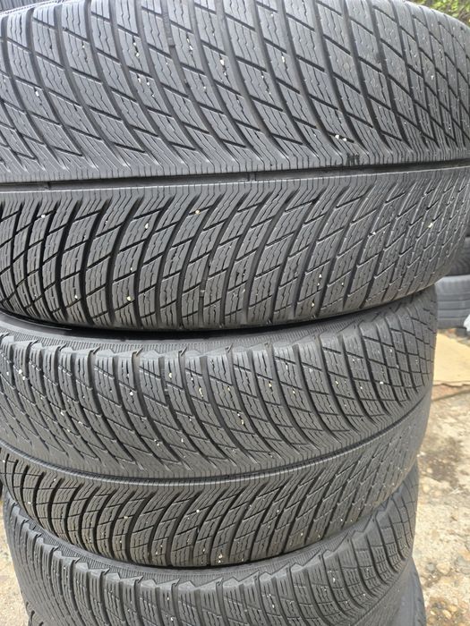 4бр. 295 45 20 Michelin зимни.