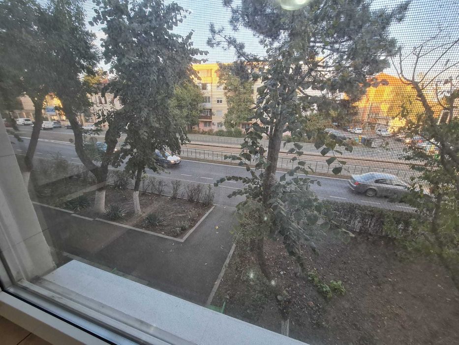 Inchiriez apartament 2 camere central