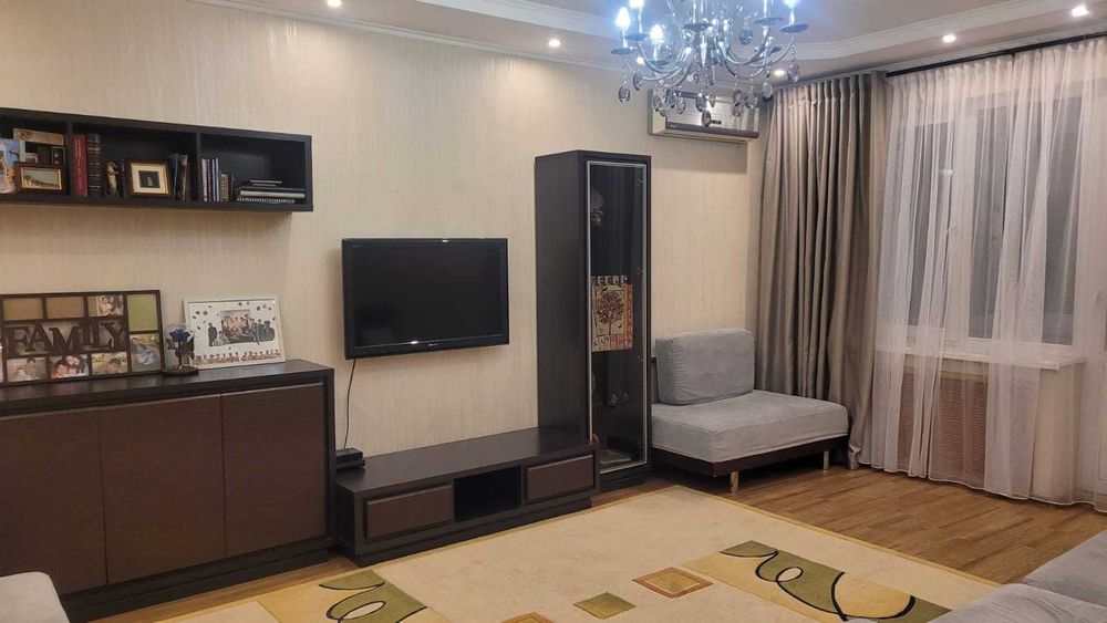 Продам мебель в гостиную б.у.