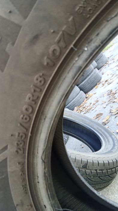 Гуми 235/60/18 саилун 2бр