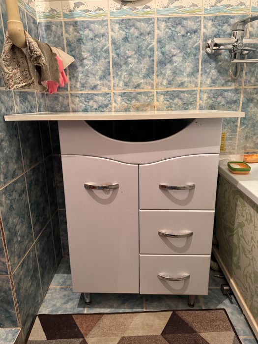 Продам шкаф под раковину