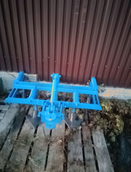 Cultivator tractoras