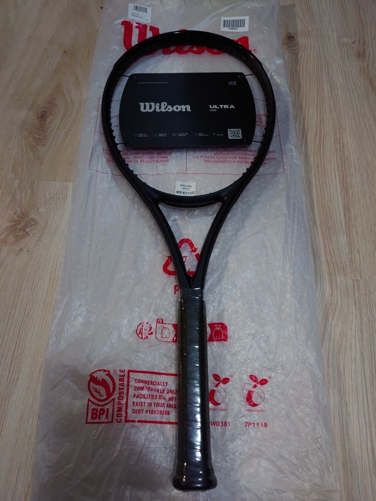 Wilson RF 01 320. Blade 16/19.Ultra Noir Black.