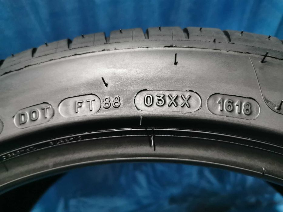 245 40 18 - 275 35 18 michelin 4 buc