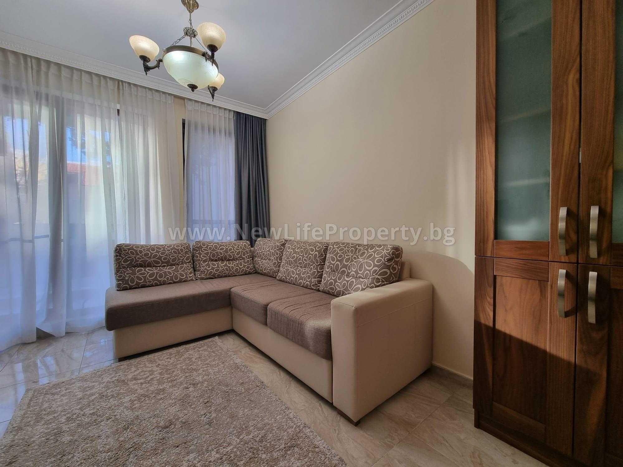 Тристаен апартамент в комплекс Porto Paradiso, Свети Влас
