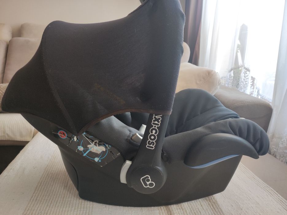 Бебешко столче за кола Maxi-Cosy Cabriofix