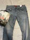 Дънки Guess нови