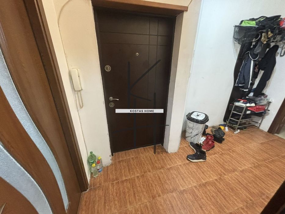 Продава се Двустаен апартамент в Варна, Аспарухово - 72 кв.м за 1931 €/кв.м - Снимка #2