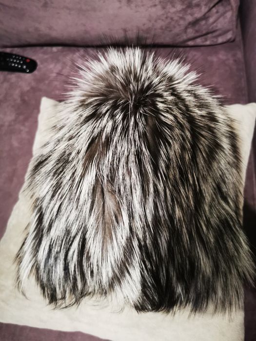 Шапка зимняя из меха чернобурки натуральная