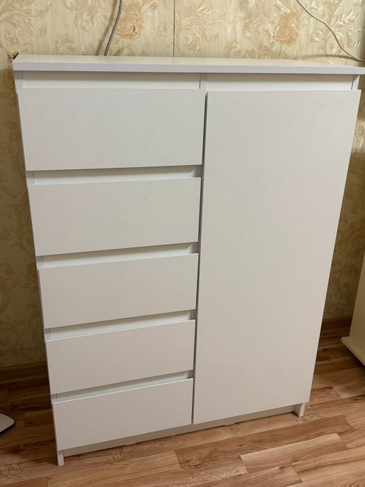 Комод почти новый