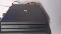 Vand doua ps 4 in stare buna